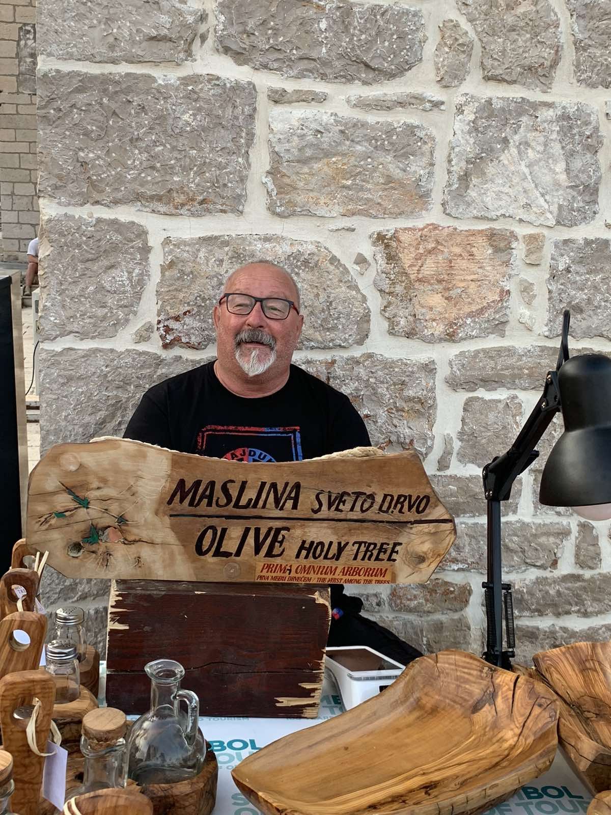 Hausmanufaktur Tomičić – Souvenirs aus Olivenholz, Souvenirs aus Olivenholz